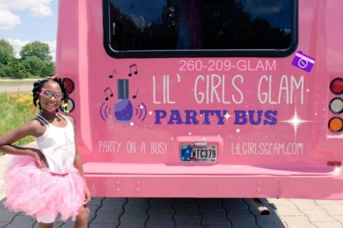 2pacsauntie:  onlyblackgirl: the-real-eye-to-see:    On the bus the girls can get their nails/toes done, make-up, sing karaoke, watch movies, dress up, and participate in a fashion show.  Support black business: http://www.lilgirlsglam.com/   It’s lit.