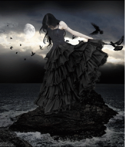 loungeoflust:  mistresselanvital:  🌛🌕🌜 hypnoticgoddessursula  mistresselanvital