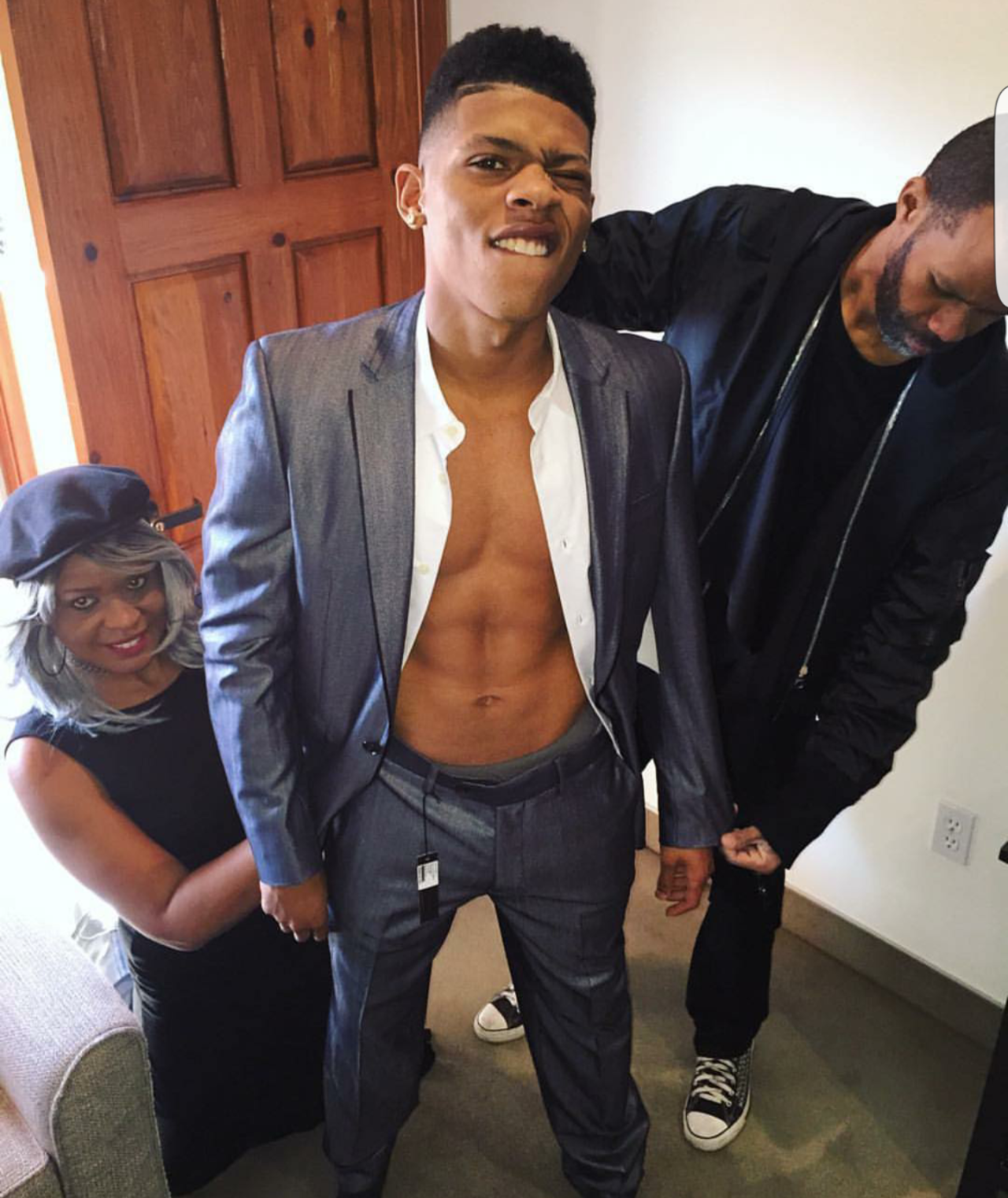 male-celebs-naked:  Bryshere Gray 2See more here
