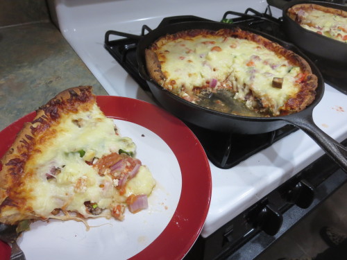 caffeinatedcrafting: Cast Iron deep Dish Rosespirit and I made this tonight and it was fun to make a