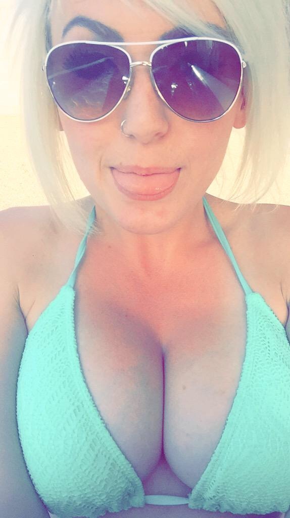 gamesandsexygirls:  Jessica Nigri ❤ 