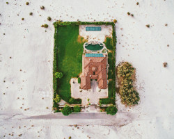 sitoutside:   Desert Oasis #fromwhereidrone