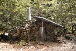 cabinporn:  Sam Summer’s stone cabin on South