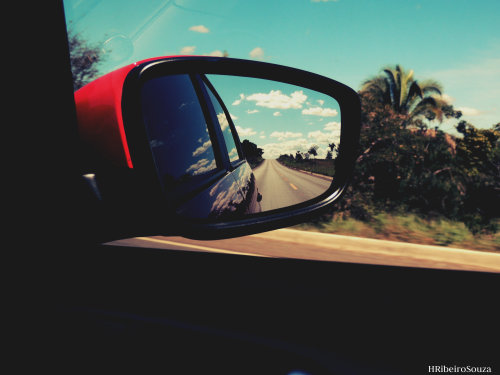  06.Julho.2013 Viagens:Fim da viagem, na estrada, céu lindo através do retrovisor do carro do meu pa