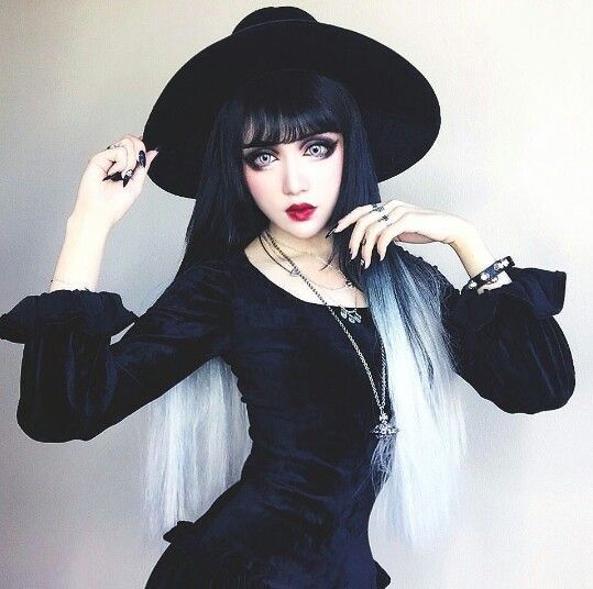 gothicandamazing:  Model: Alternative model Kina ShenOutfit: KillstarWelcome to Gothic