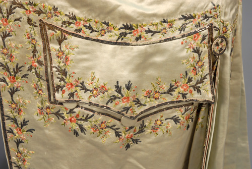 18thcenturyfop: GENTS EMBROIDERED and SEQUINED COURT COAT, 1770 - 1785. Photos used with permission 