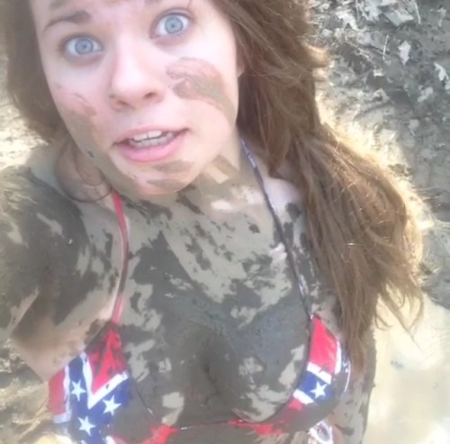 lets-get-muddy:  hillbillybone8000:  jeepmuddinstud:  lets-get-muddy:  idek what this face is…  don’t know what the face is either, but hott!!  The south rises again!  why is this getting notes again after like two years hahah