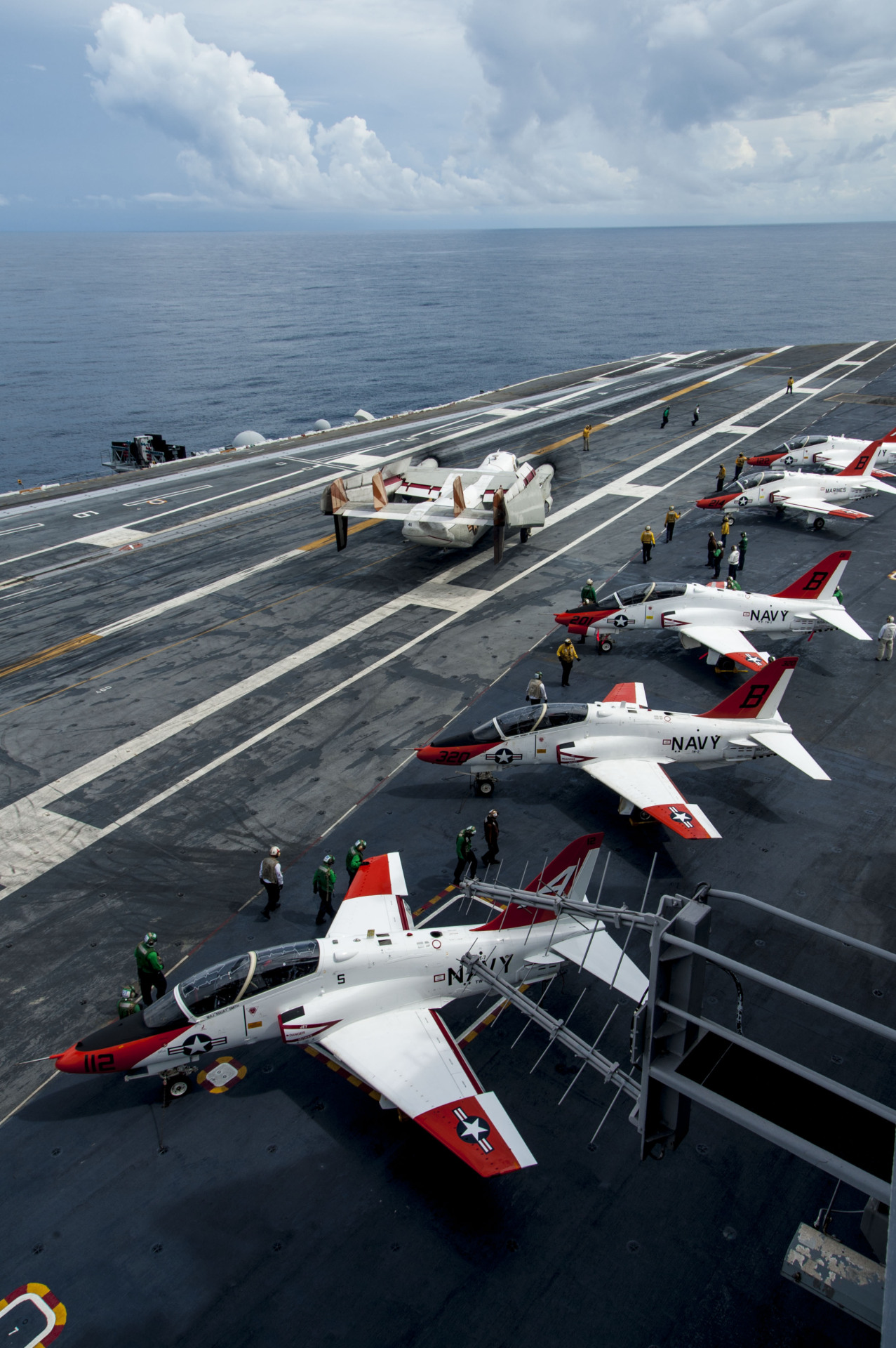 rocketumbl:  T-45 Goshawk 
