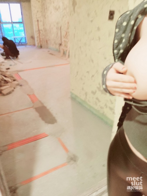 dx1314:meetslut:是否一个人流浪别在一个人收获难耐的寂寞时光与我相约苏中之荷约聊平台体会文爱约啪的曼妙温情在这里寻找优质约啪伴侣陪你体验最刺激的露出、车震、野战扫描上方微信二维码，扫码入