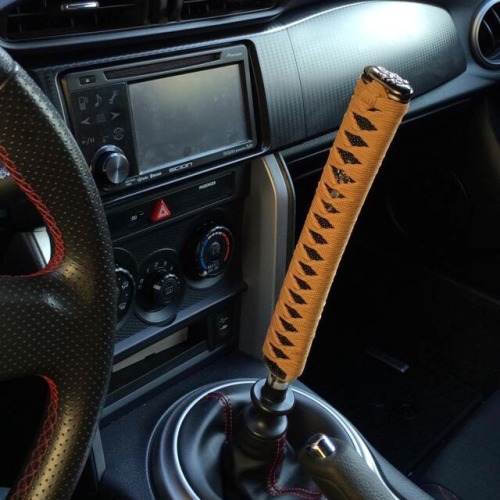 biganimaytiddie:   Katana shift knob bruh 