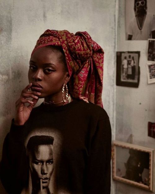 Dark skinned women are beautiful
