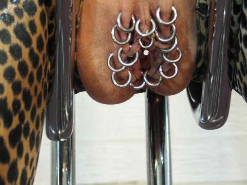 https://extreme-bondage.tumblr.com/post/136277789120