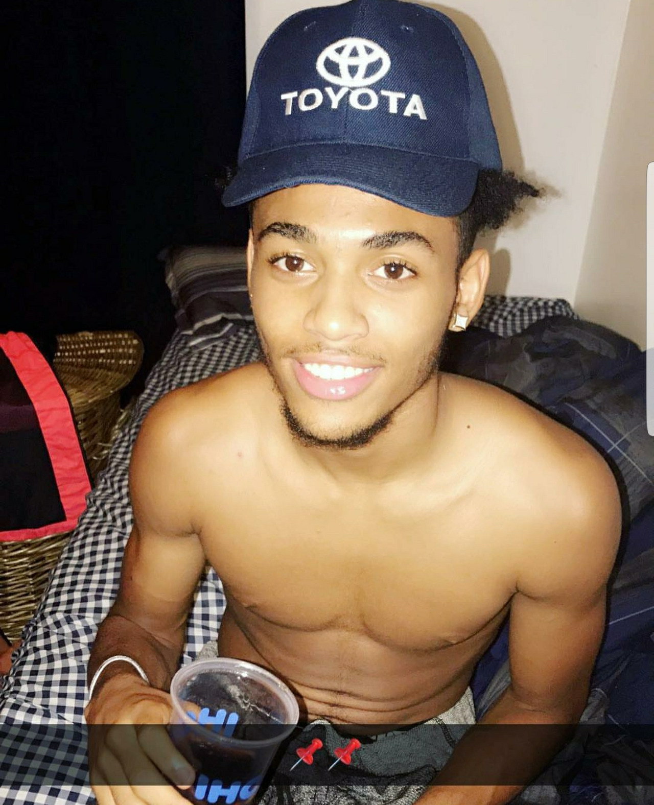 marc88jcob:  Dammm he fine af shittttt 💧💧👅😩