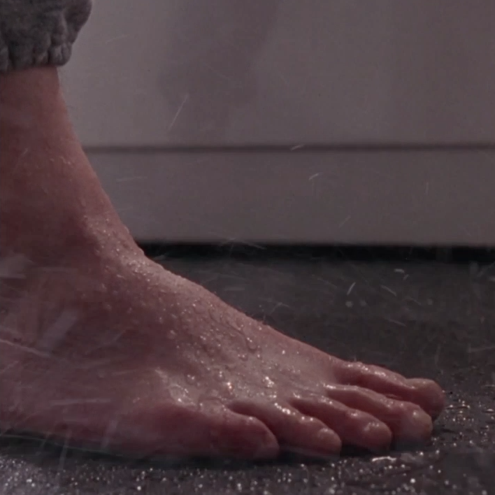 hannibalcharlton:  darnellj2000:   sexypiesgays:  Chris O'Donnel y sus fabulosos