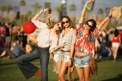 drcaptainblog:  coachella!!!