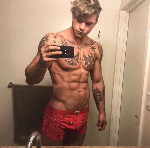fitness-motivation-quotes:    That morning face🤤  : Kaz Van Der WaardFollow Kaz