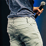 obrienschicken:  Dylan + his ass