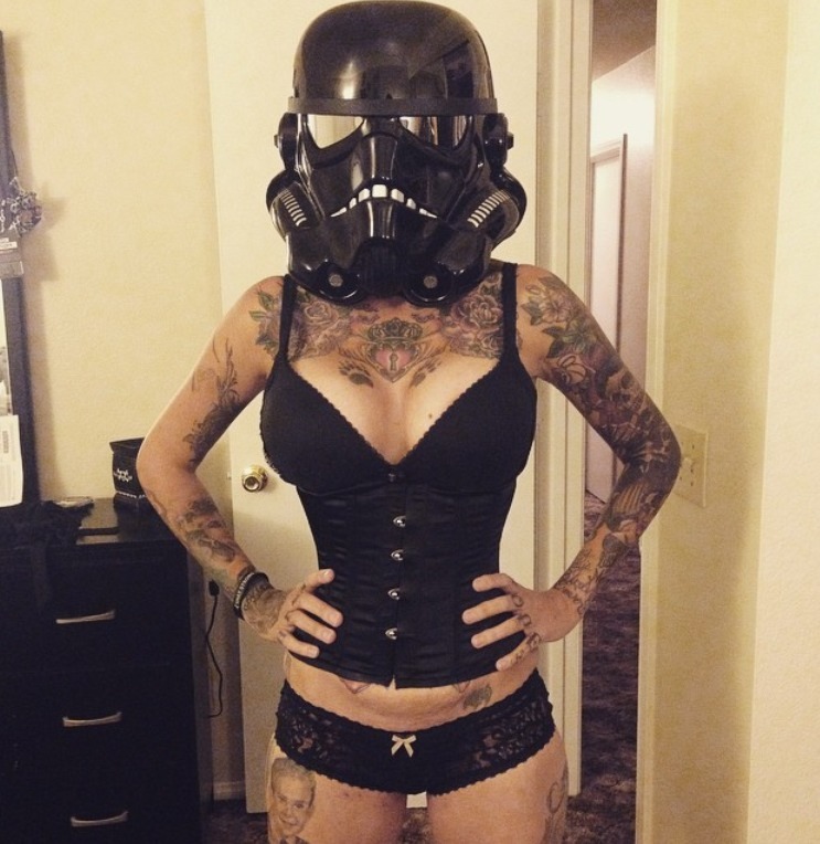 forcegirls:  Force Girl, Robin @robin_omalley❤