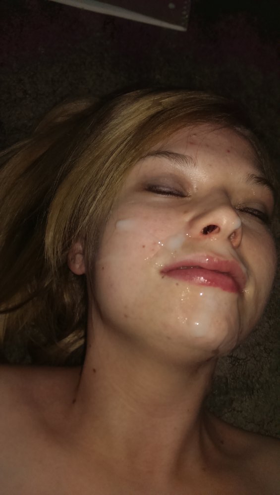 letmepostyouramateursex:  When we say we want a freak ladies. This is what we mean…..
