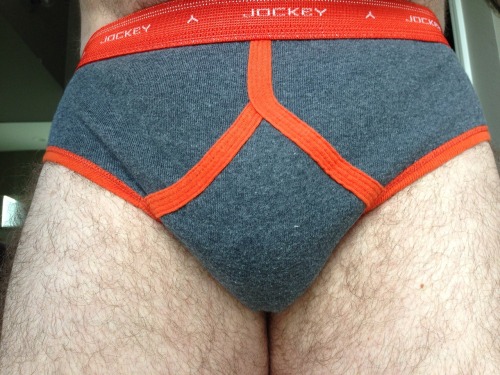 seriousunderwearcollectors:  MID GREY WITH RED TRIM JOCKEY Y-FRONT BRIEF