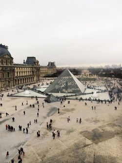 I highly recommend this. Go there in March before the hordes of tourists descend on the city.  The main sites and museums aren’t crowded and the weather isn’t all that cold.