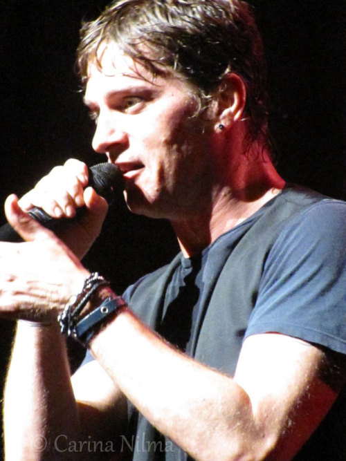 trvllngjwllr:Rob Thomas of Matchbox Twenty @ Gibson Amphitheatre, Universal City Los Angeles ~ 17 