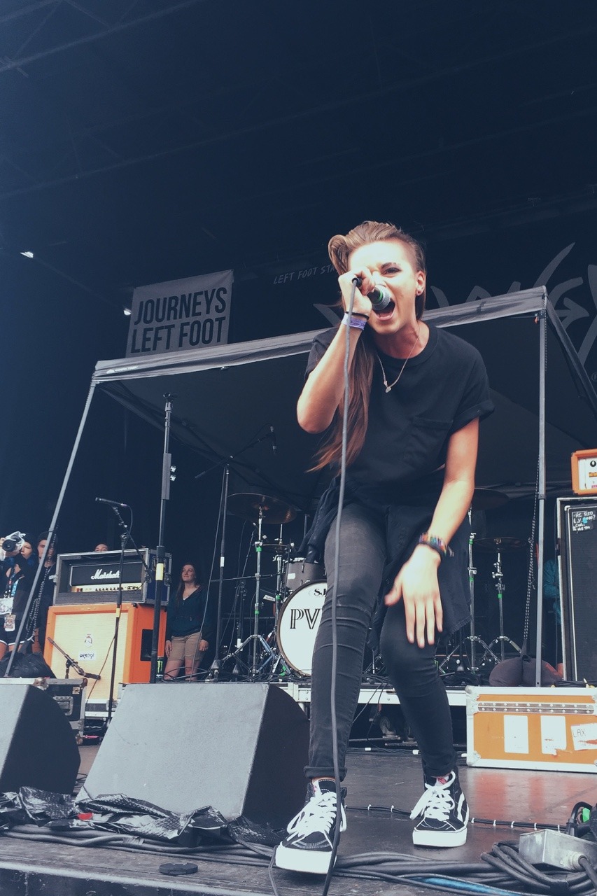 deadparamour:  Pvris - Nashville Warped Tour 2015 