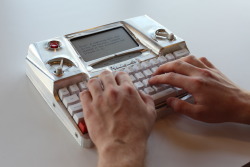 The Hemingwrite - Set Your Thoughts FreeThe Hemingwrite is the
