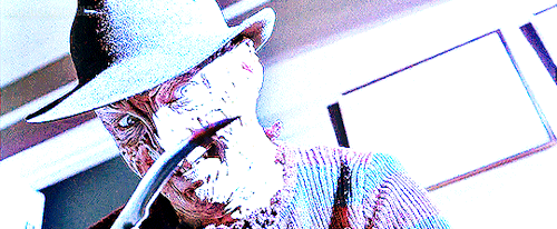 Freddy vs Jason (2003) #Horroredit#Filmedit#Movieedit#Freddy Krueger#Robert Englund #Freddy vs Jason #Ronny Yu#2003#2000s #A Nightmare On Elm Street. #Gifs#Monica Keena