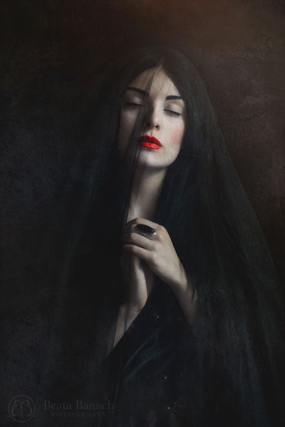 hapless-hollow:   Beata Banach Photography model: Desdemona de'Ville, Desdemona de'Ville