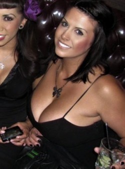 thebiggestever:  Her friends know they’ll always be playing second fiddle to the girl with the endless cleavage.