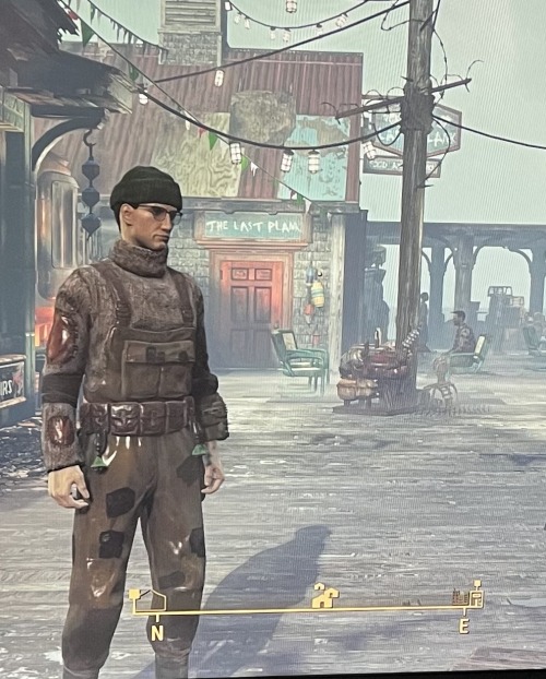 Those waders with the turtleneck sweater from far harbor….. best fit in the  entire game 