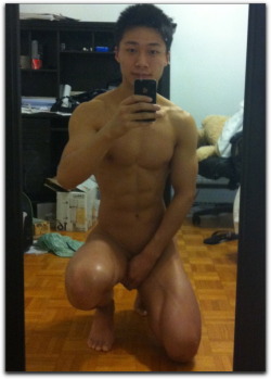 asianmalerox:  hwiiiiii:  uniqueasians:  Wanna see more? Check out http://x.swiftcreate.com/  Yg  asianmalerox.tumblr.com