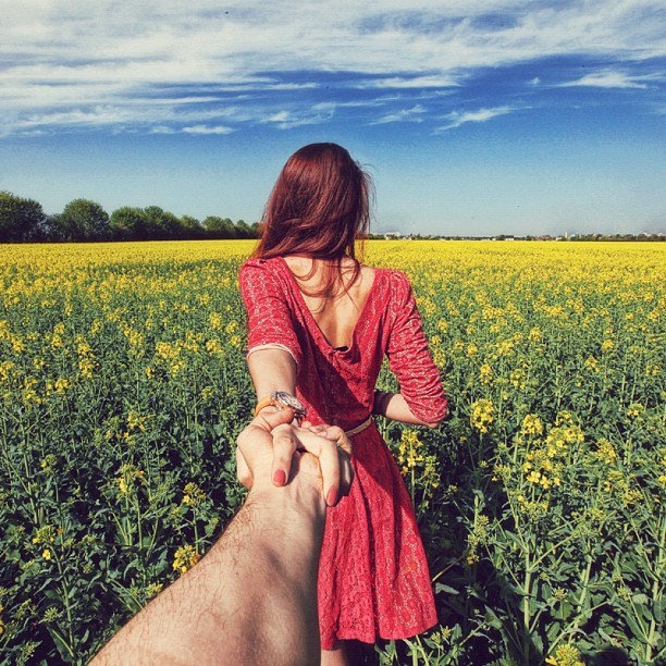 weasleyandpotter:   Creative instagrammer Murad Osmann. A bit speechless here…