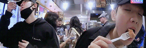 angel-in-slow-motion:exo tourgram x eating broadcast preview