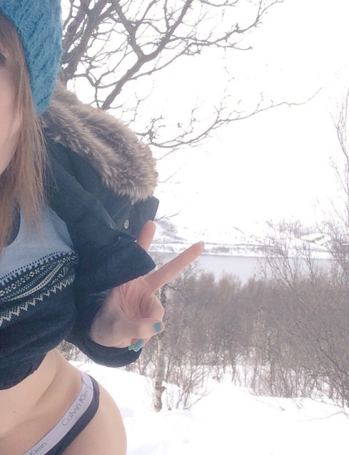 So I went on a bit of an Easter vacation trip with a couple of friends to cabin, wuz pretty cozy, an