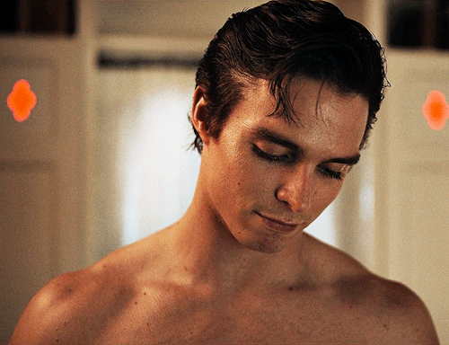 NICHOLAS ALEXANDER CHAVEZ Grotesquerie 1.03