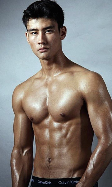 boysdoluke-on:  Alex LandiBlog: BoysdoLuke.blogspot.comTwitter: @BoysdoLuke &amp; @NudesAndDrugs