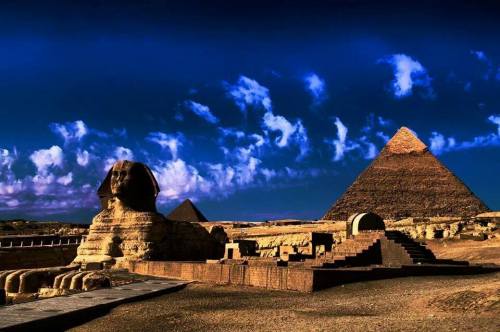 anubis-lon:  Meseta de Gizeh