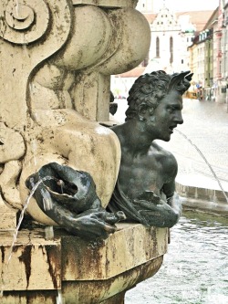 hadrian6:  Detail : The Hercules Fountain. 17th.century. Adrien de Vries. Dutch 1556-1626. bronze. Augsburg Bavaria.        http://hadrian6.tumblr.com