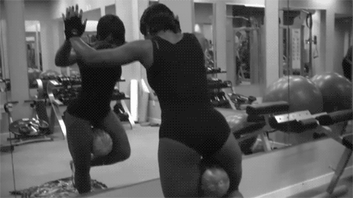 radicalmuscle:  Anowa Adjah Crushes a Watermelon with her Thighs [Don’t delete the link please] 