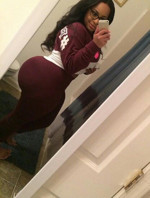 313bigbootyluver:  godsgifttomankind:Lashawninstagram.com/atingofbeauty  This bitch is nice
