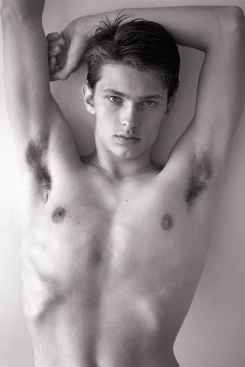 takemetobedandlosemeforever:  Anderson Weisheimer