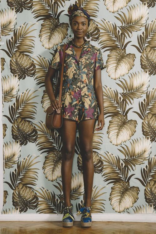yagazieemezi:  Who can find the designer of these?