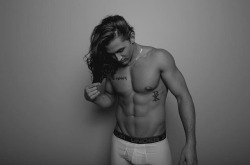 Hot Male Celebs In Underwear