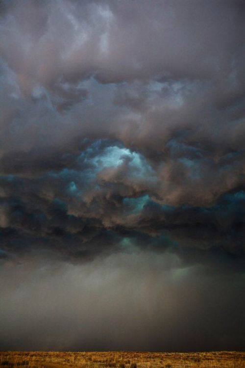 mrcloudphotography:  sources | 1 | 2 | 3 | 4 | MY TUMBLR BLOG | Um… I’ll have a swig of ale, a slice of bread, a piece of tender steak and some epic clouds please thank you :)