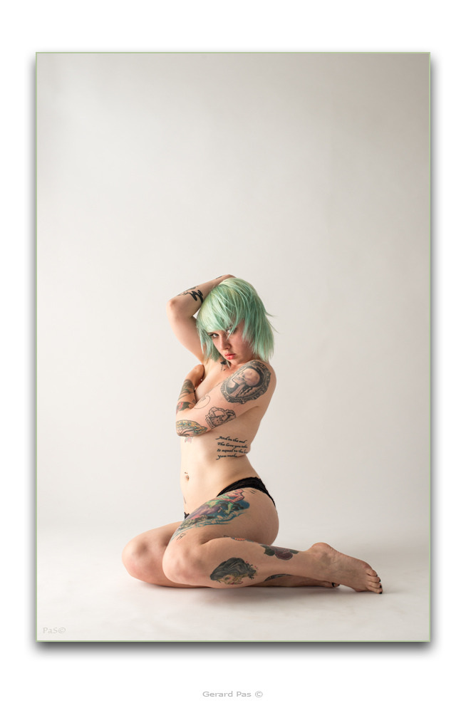 gerardpas:  Model: Alannah Gibson - archiekamikaze – a suicide girlI’m not