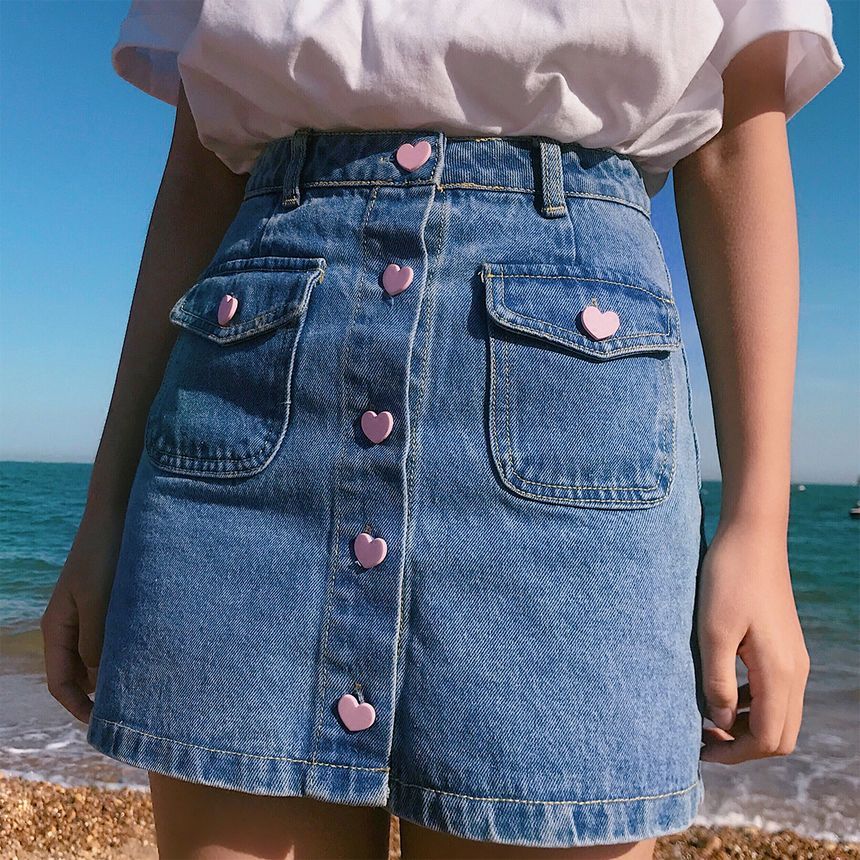 coquettefashion: Pink Heart Button Denim Skirt