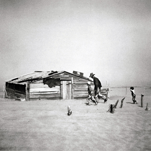 Arthur Rothstein - Dust Storm, Oklahoma, 1936.