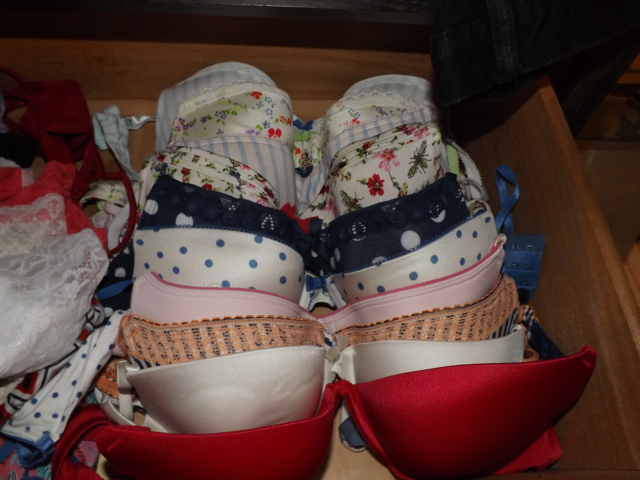 sissycrossboy:  this was before i had to move all my pretty bras to another drawer